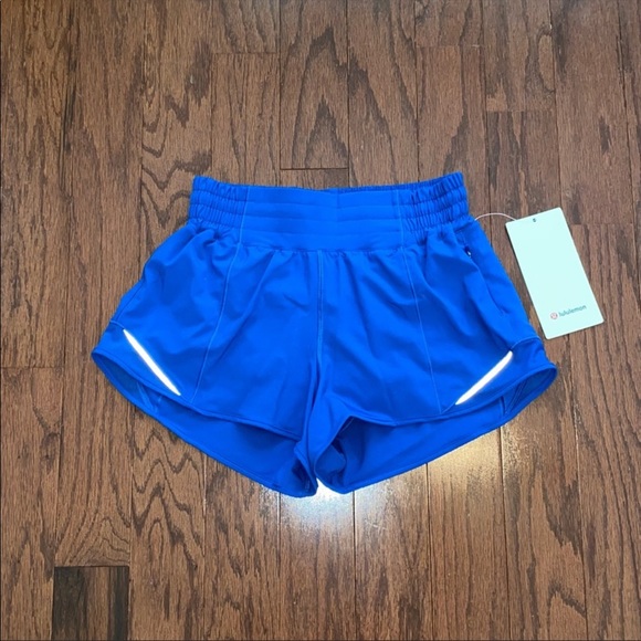 Lululemon Hotty Hot High Rise Short 2.5” - Picture 7 of 8